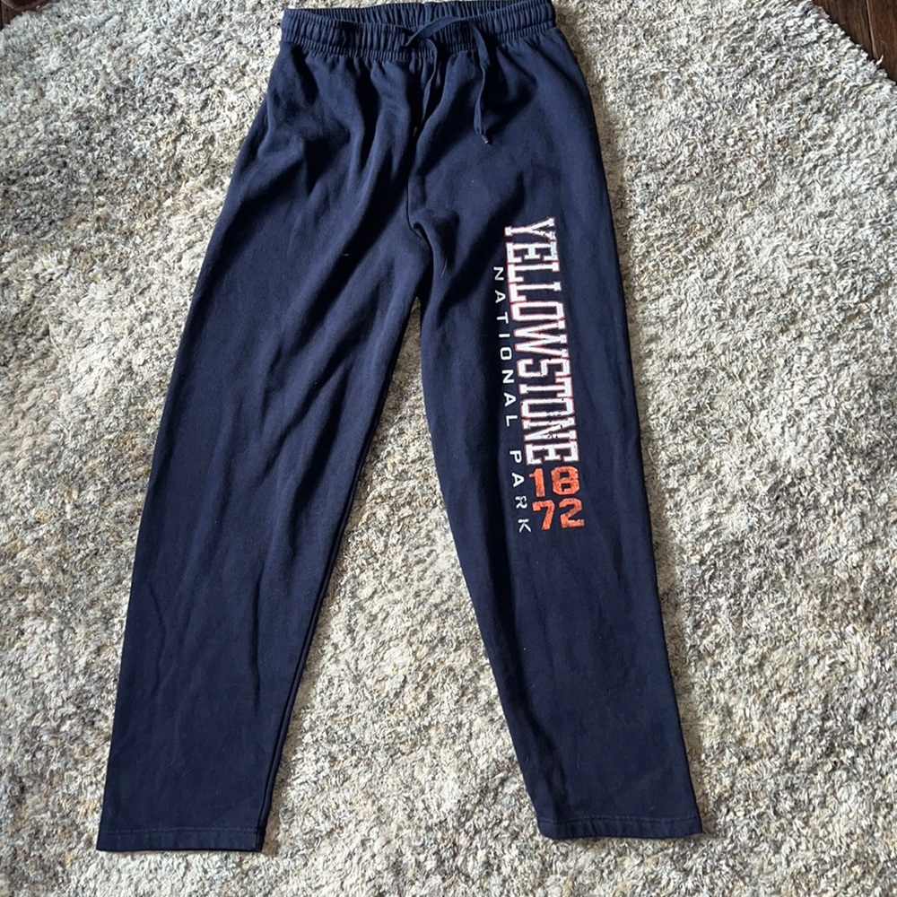 Prairie Mountain Yellowstone Navy Sweatpants